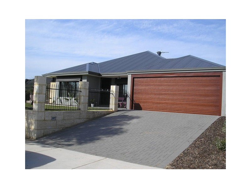 18 San Teodoro, Sinagra WA 6065