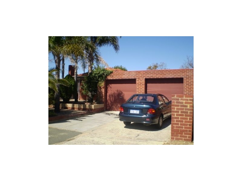 42 Selhurst Way, Balga WA 6061