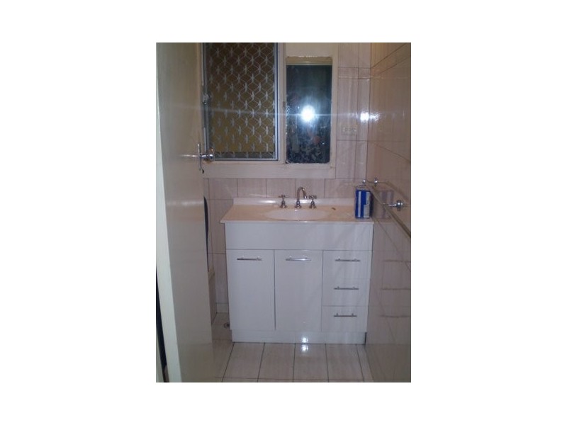 42 Selhurst Way, Balga WA 6061