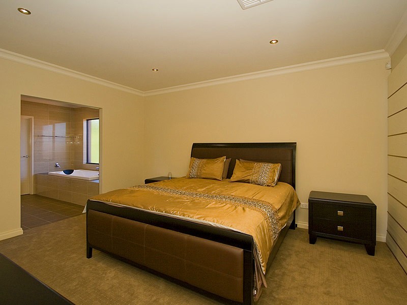 10a Mary Street, Watermans Bay WA 6020