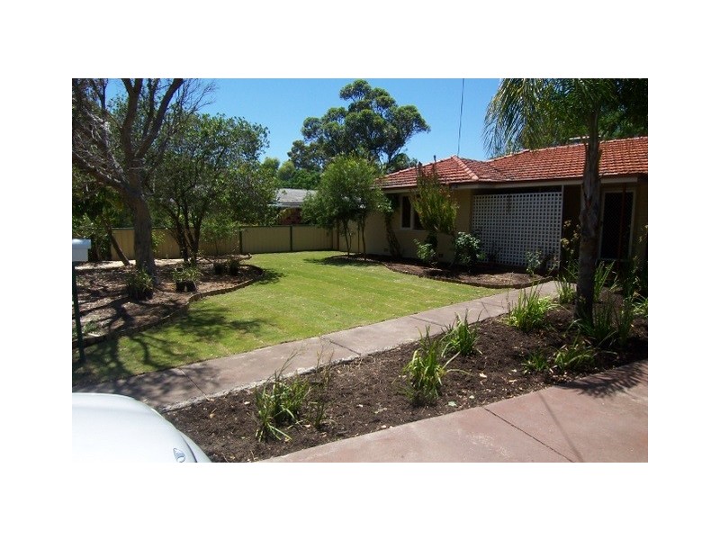 22 Trangie Way, Kelmscott WA 6111