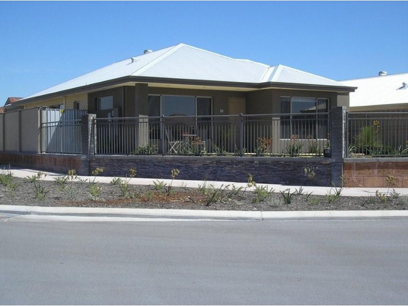 18 Musselbrook Trail, Ellenbrook WA 6069