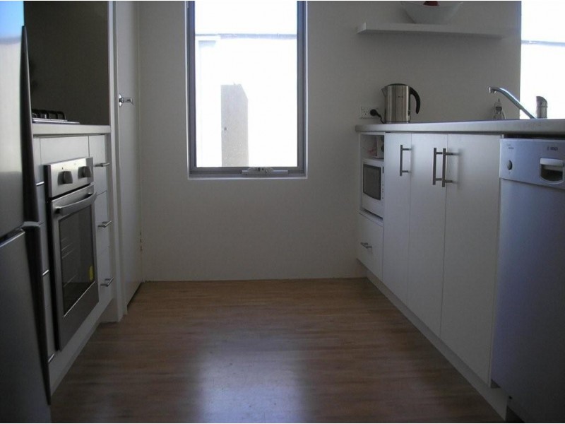 18 Musselbrook Trail, Ellenbrook WA 6069