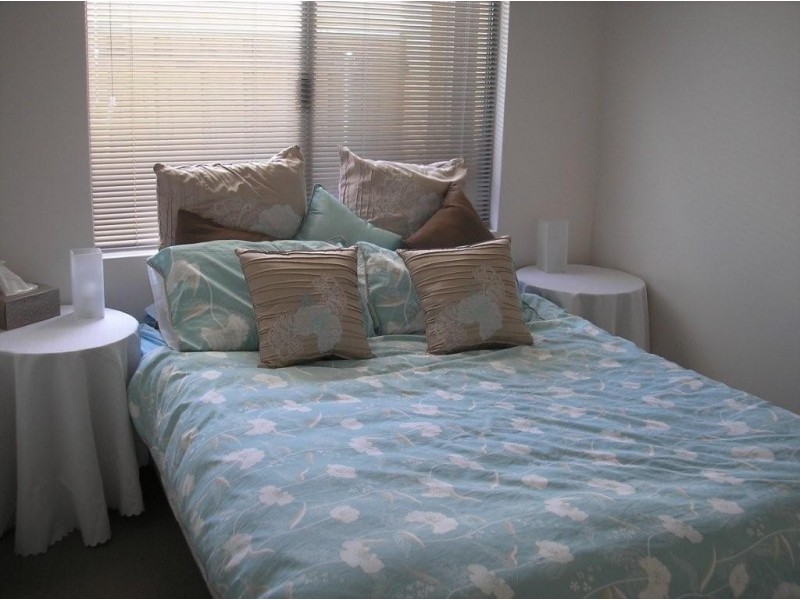 18 Musselbrook Trail, Ellenbrook WA 6069