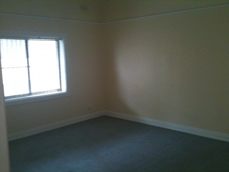 102 DREADNOUGHT ST, Roselands NSW 2196