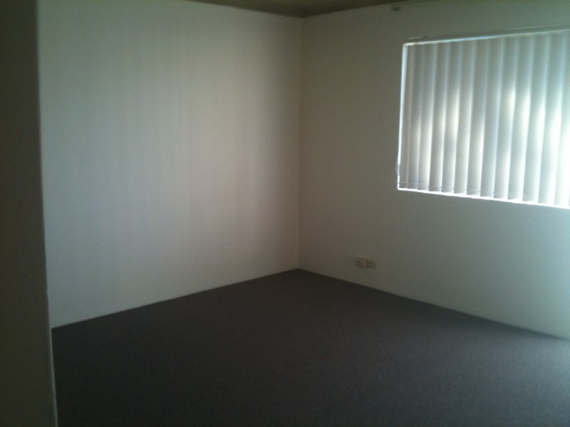 5/8 RUBY ST, Carramar NSW 2163