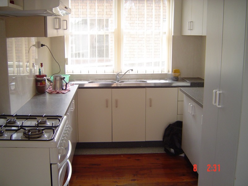 18 GUEDECOURT AVE, Earlwood NSW 2206