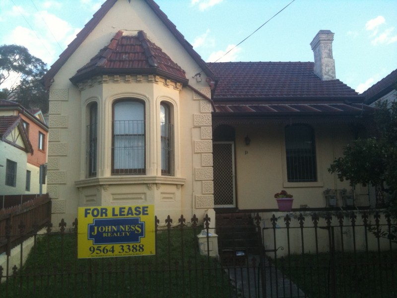 2/13 SADDLIER CRES, Petersham NSW 2049