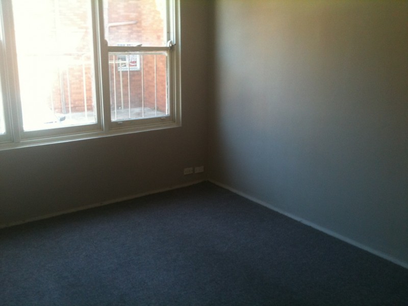 2/2A WOODCOURT ST, Marrickville NSW 2204