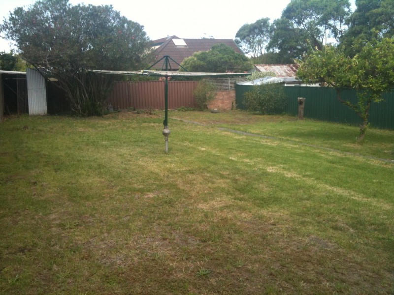 23 DUNSTAFFENAGE ST, Hurlstone Park NSW 2193