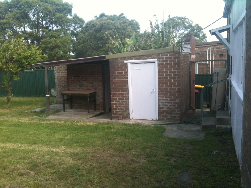 23 DUNSTAFFENAGE ST, Hurlstone Park NSW 2193