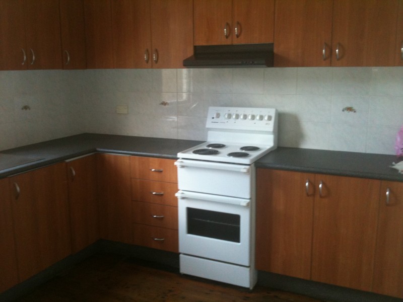 23 DUNSTAFFENAGE ST, Hurlstone Park NSW 2193