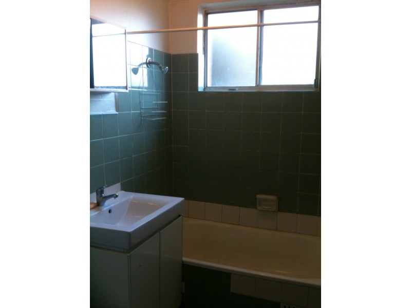 10/8 RUBY STREET, Carramar NSW 2163