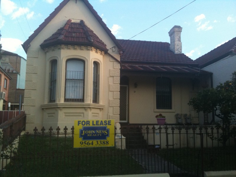 2/13 SADDLIER CRESCENT, Petersham NSW 2049