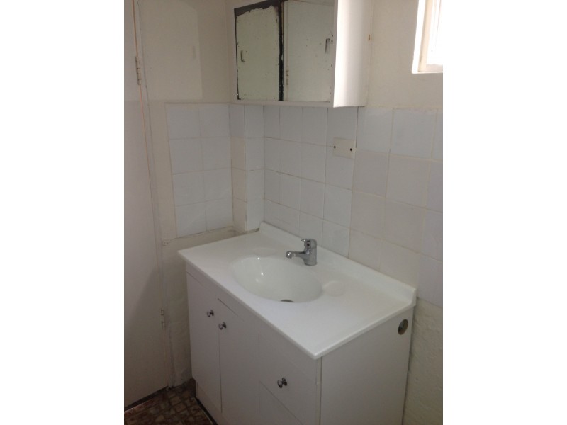 1/172 LIVINGSTONE RD, Marrickville NSW 2204