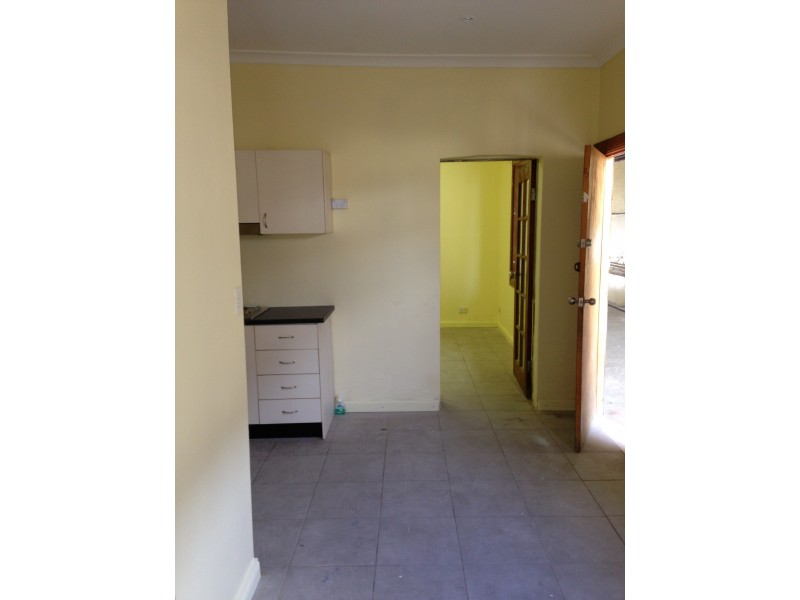 2/450 NEW CANTERBURY RD, Dulwich Hill NSW 2203