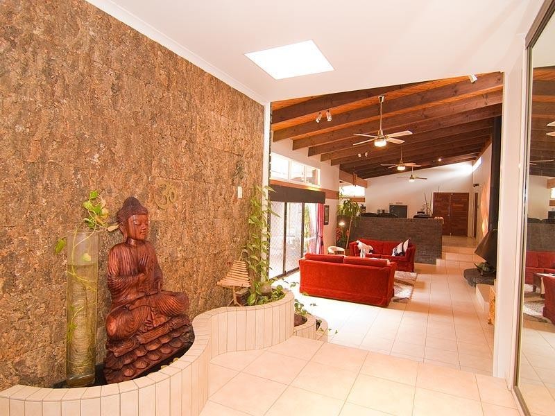 2 Candowie Cr, Karana Downs QLD 4306