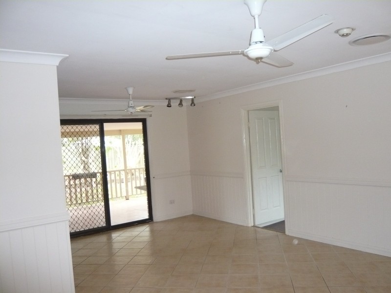 66 South Queensborough Parade, Karalee QLD 4306