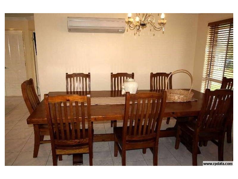 16 Barnes Court, Mount Crosby QLD 4306