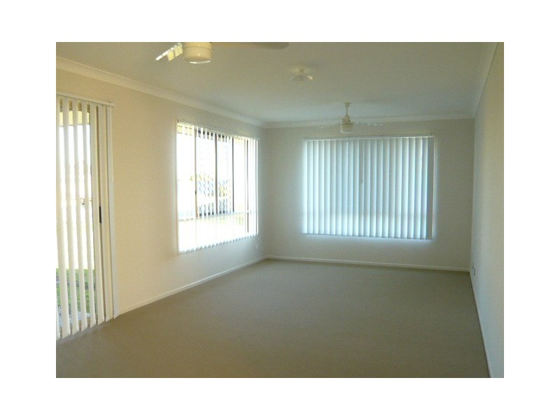 7 Lilley Court, Yamanto QLD 4305