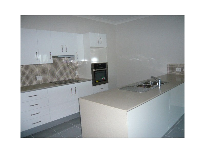 7 Lilley Court, Yamanto QLD 4305