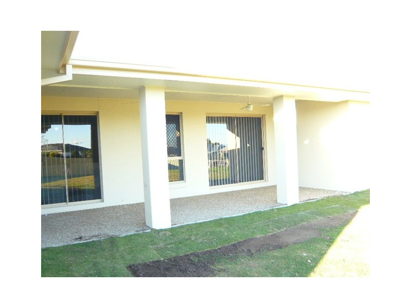 7 Lilley Court, Yamanto QLD 4305