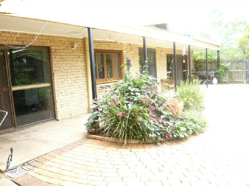 25 Brisbane Cr, Barellan Point QLD 4306