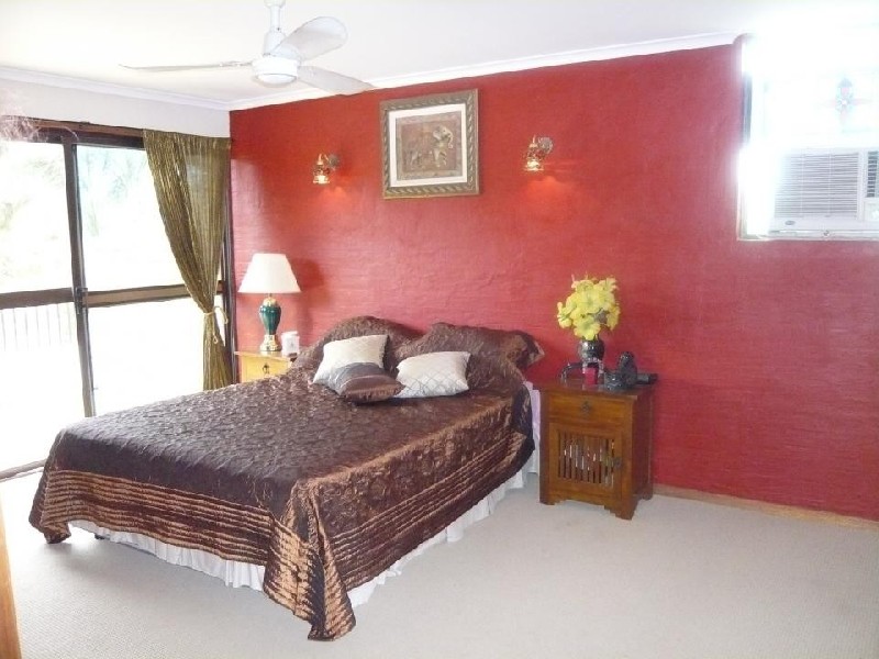 25 Brisbane Cr, Barellan Point QLD 4306