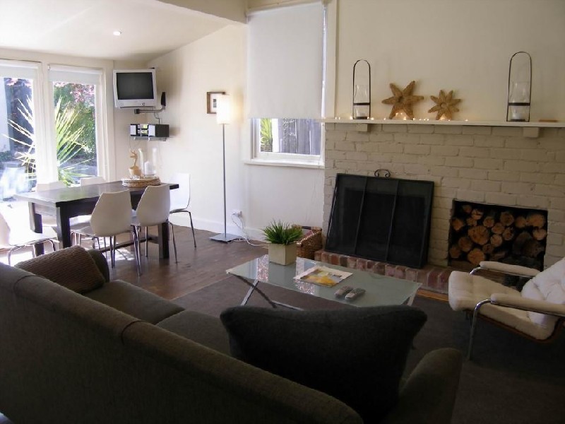 75 Central Springs Rd, Daylesford VIC 3460