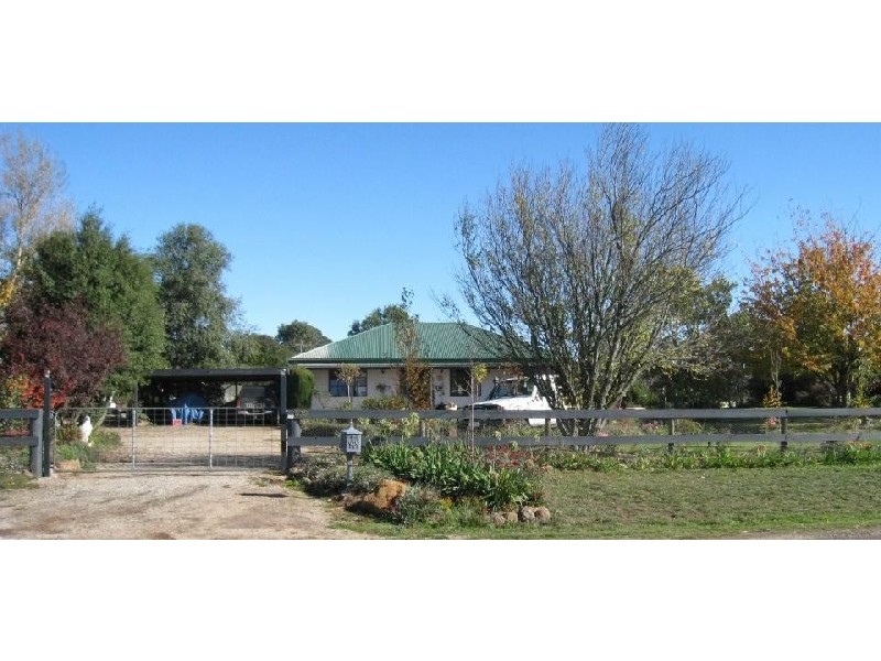 698 James Lane, Trentham East VIC 3458
