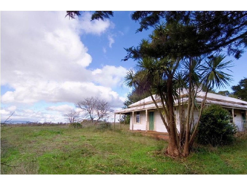 174 Newtons Lane, Trentham VIC 3458