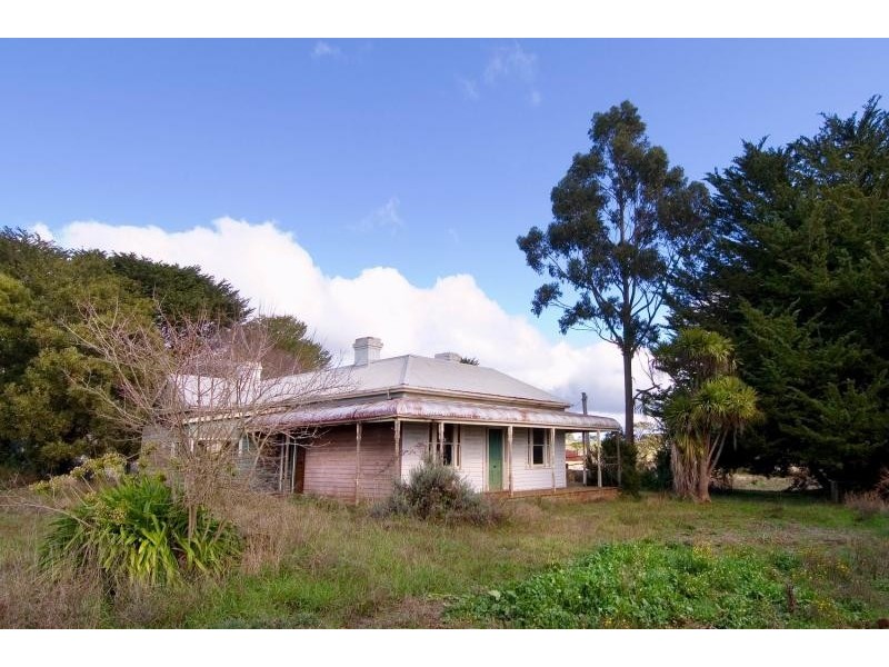 174 Newtons Lane, Trentham VIC 3458