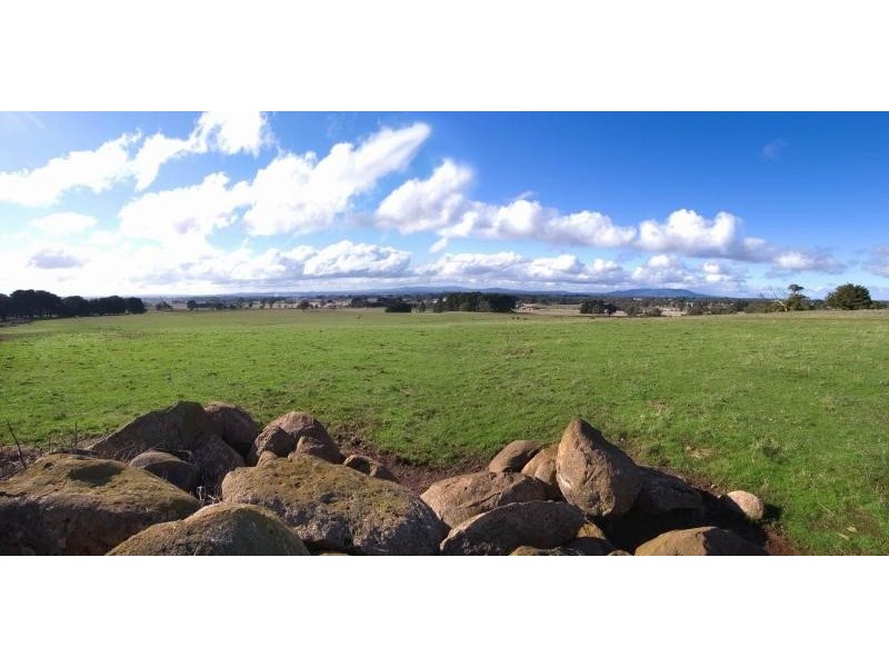 174 Newtons Lane, Trentham VIC 3458