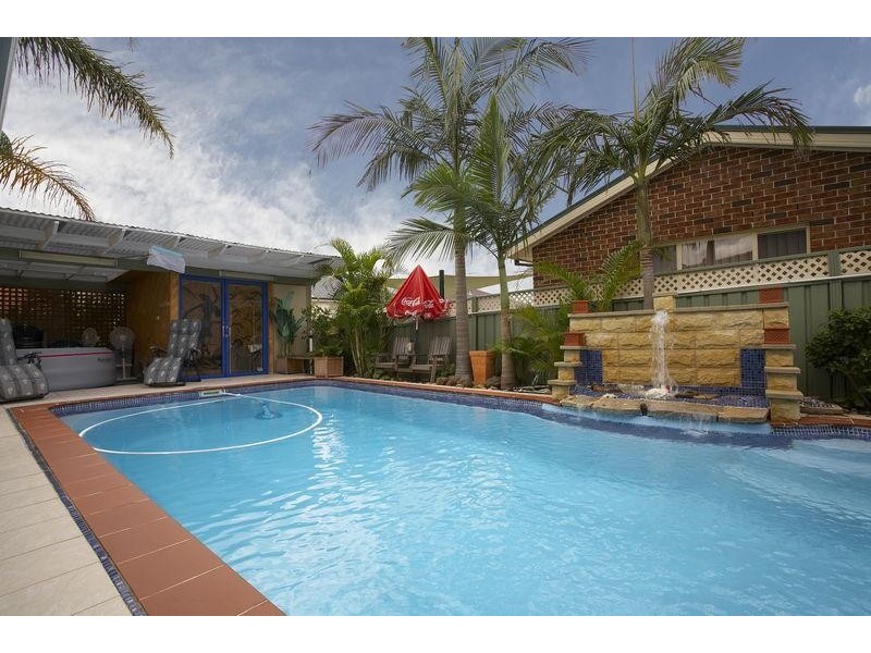 25 Lancaster Ave, Cecil Hills NSW 2171
