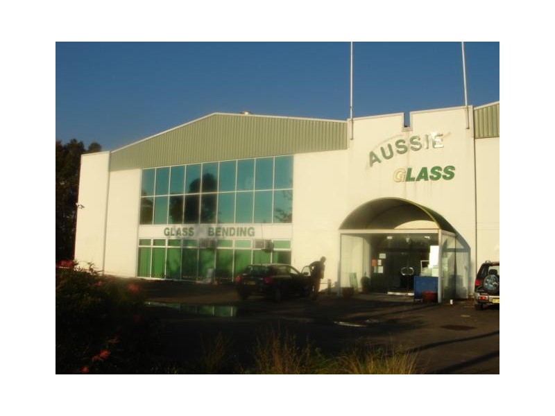 5 SWETTENHAM RD, Minto NSW 2566