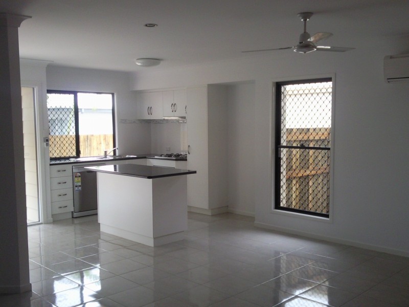 2/382 Bridge Road, West Mackay QLD 4740