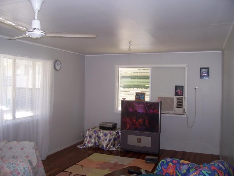 40 Singleton Street, Dysart QLD 4745