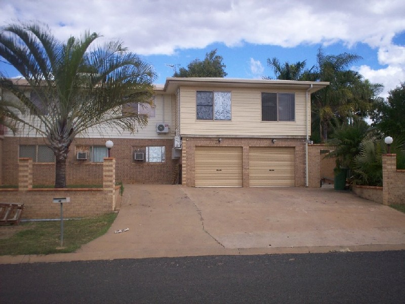 1-3/46 Shannon Drive, Moranbah QLD 4744