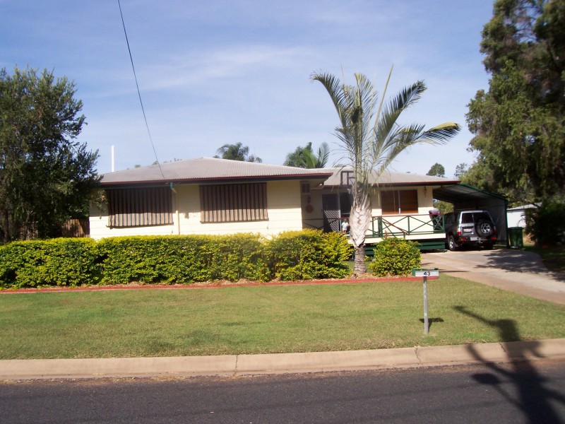 43 Donovan Street, Dysart QLD 4745