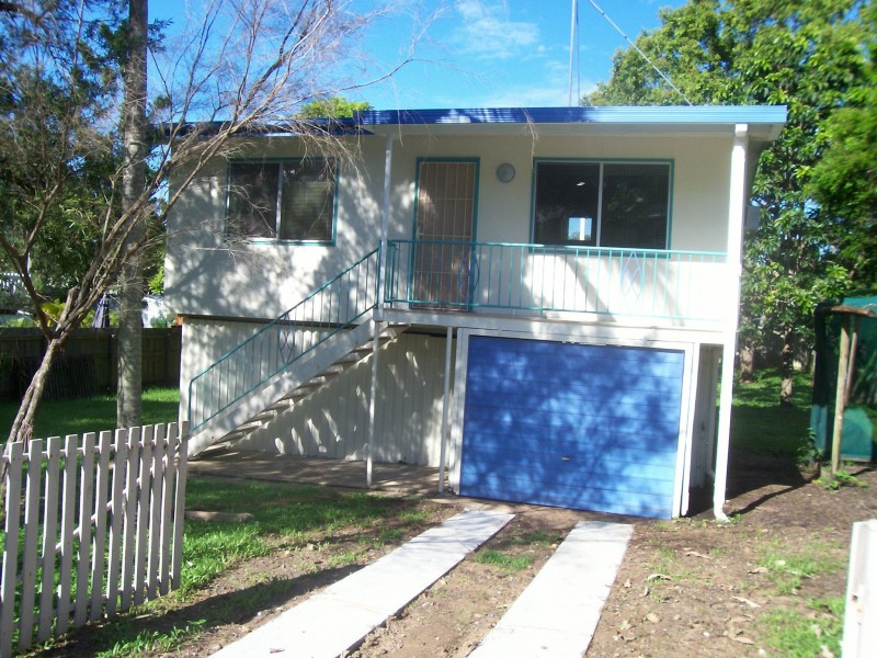 4 Alexander Street, Rural View QLD 4740