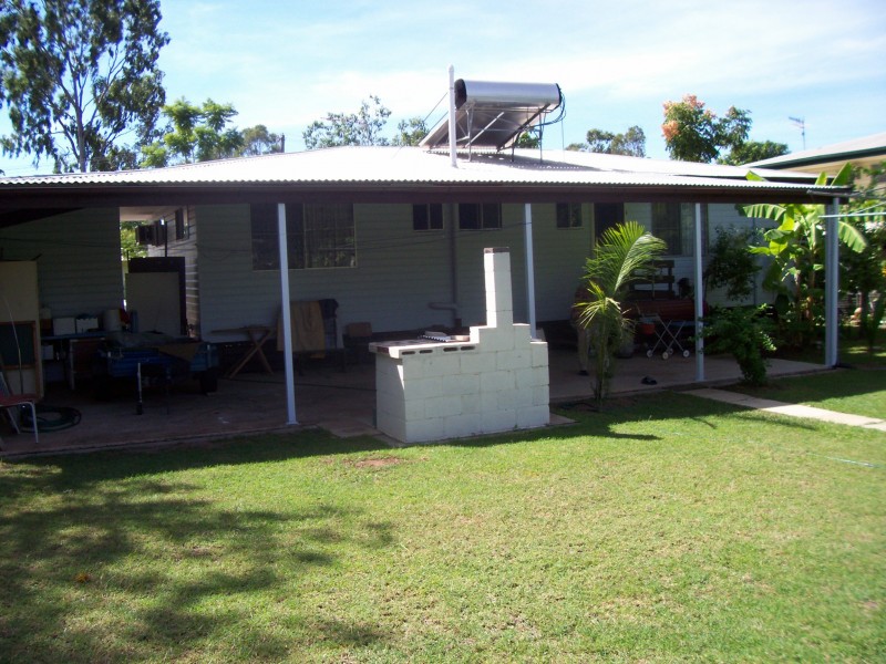 32 Spring Crescent, Dysart QLD 4745