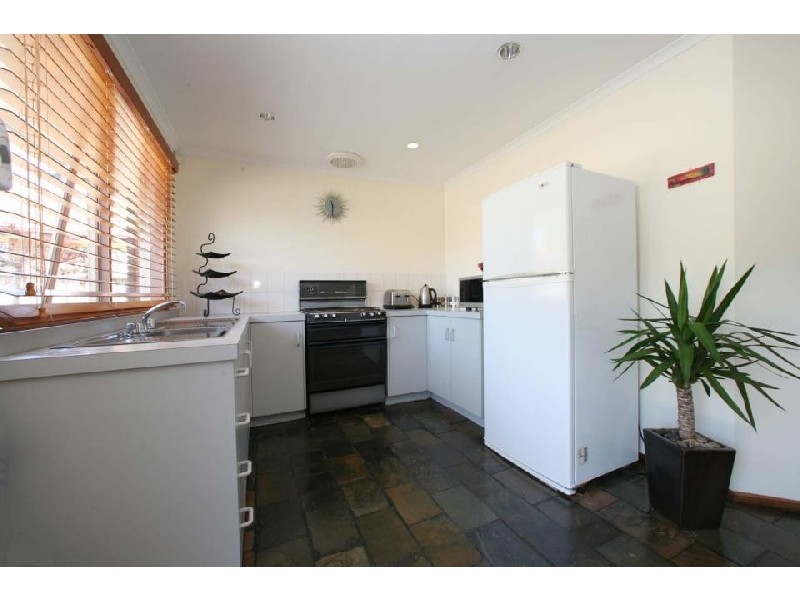 34 Fernlea Avenue, Rowville VIC 3178