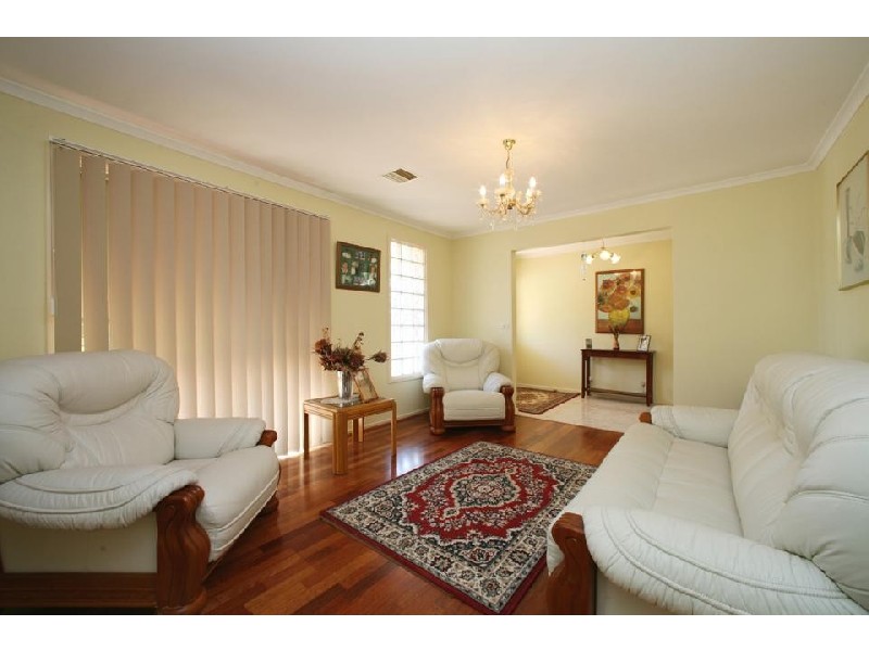 6 Humphreys Way, Rowville VIC 3178