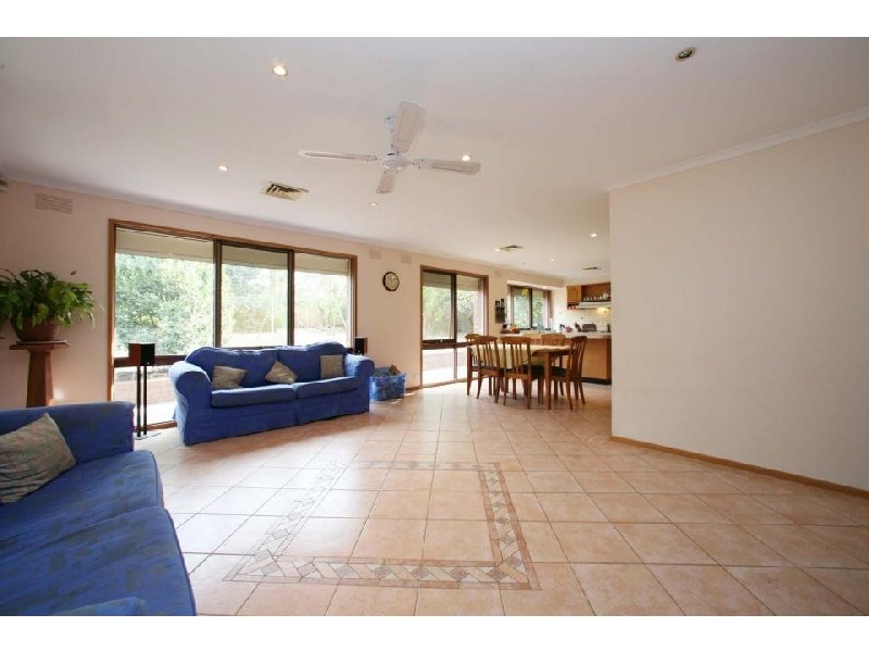 15 Jamieson Avenue, Rowville VIC 3178