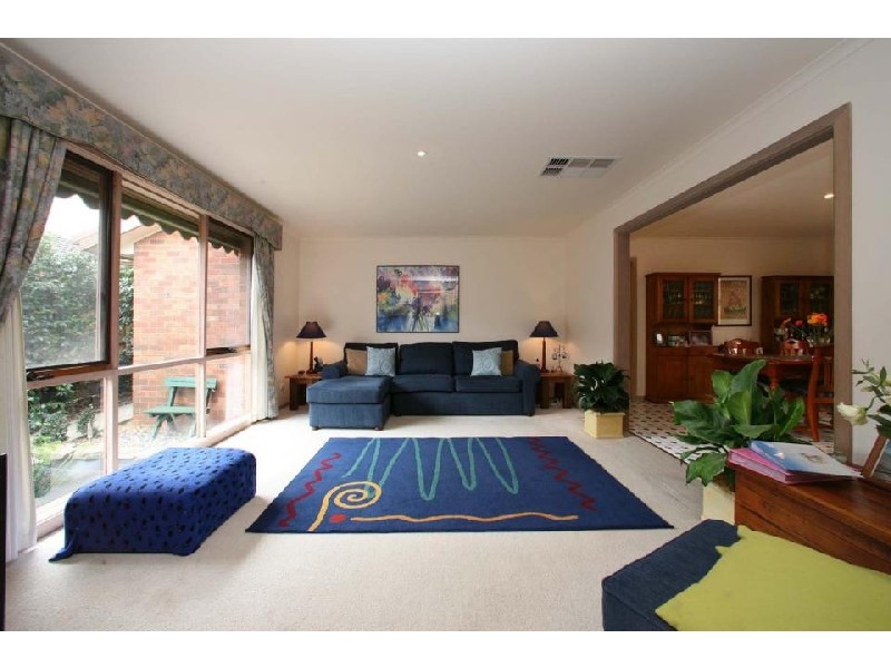 13 Laanecoorie Drive, Lysterfield VIC 3156