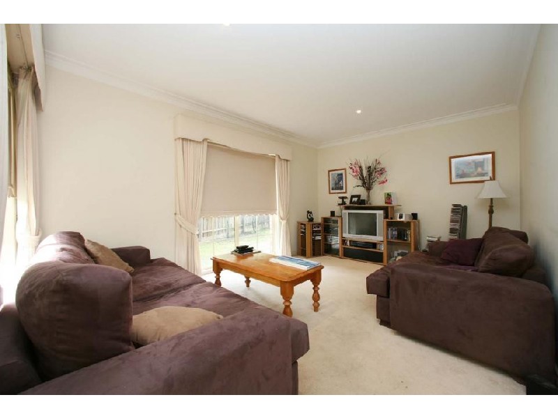 2/12 Jackie Close, Rowville VIC 3178