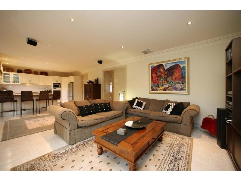 202 Karoo Road, Rowville VIC 3178