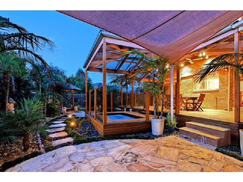 3 Andrew Court, Rowville VIC 3178