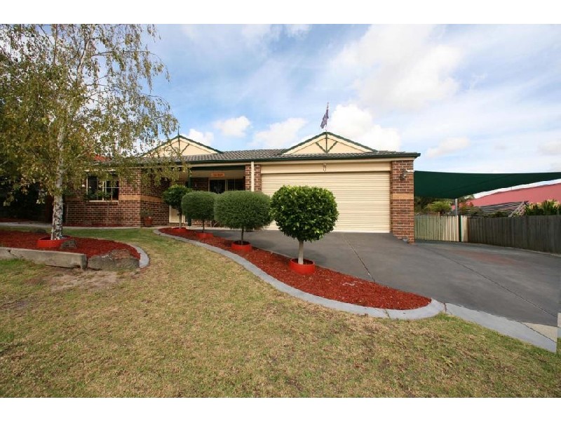 18 Harry Nance Close, Lysterfield VIC 3156
