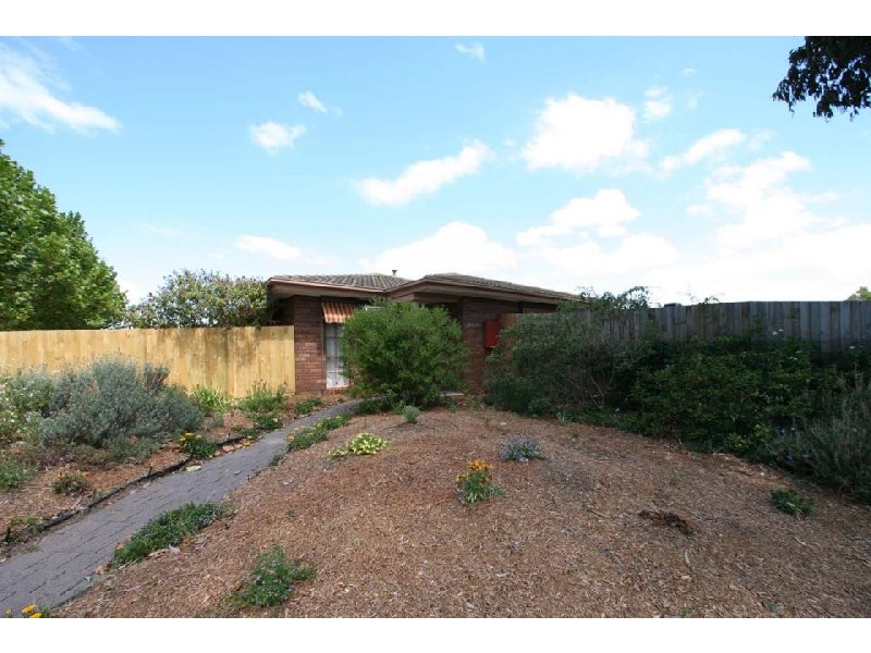 14 Eyre Close, Rowville VIC 3178